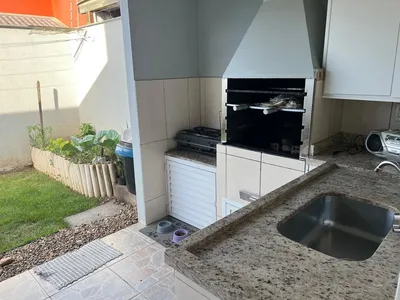 Casa 2 quartos centro - Balneário Piçarras