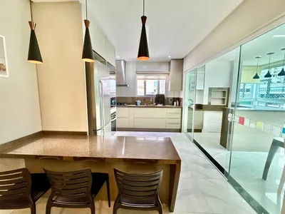 Apartamento 3 quartos Meia Praia - Itapema