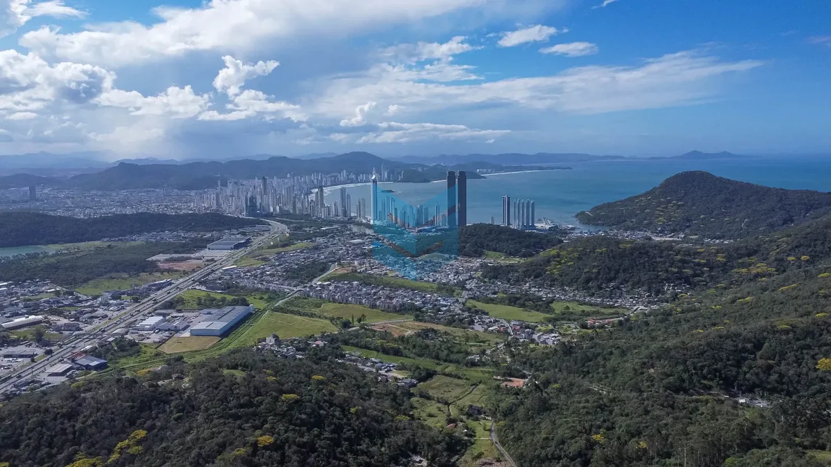Terreno comercial Praia do Estaleiro - Balneário Camboriú - foto 2